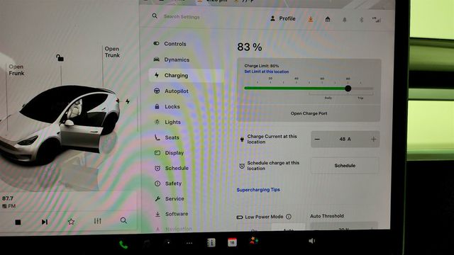 2022 Tesla Model Y Performance AWD w/ White & Black Premium Interior - 23041585 - 14