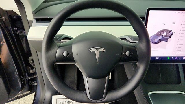 2022 Tesla Model Y Performance AWD w/ White & Black Premium Interior - 23006931 - 12