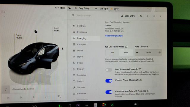 2022 Tesla Model Y Performance AWD w/ White & Black Premium Interior - 23006931 - 19