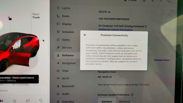 2022 Tesla Model Y Performance AWD w/ White & Black Premium Interior - 23014842 - 16