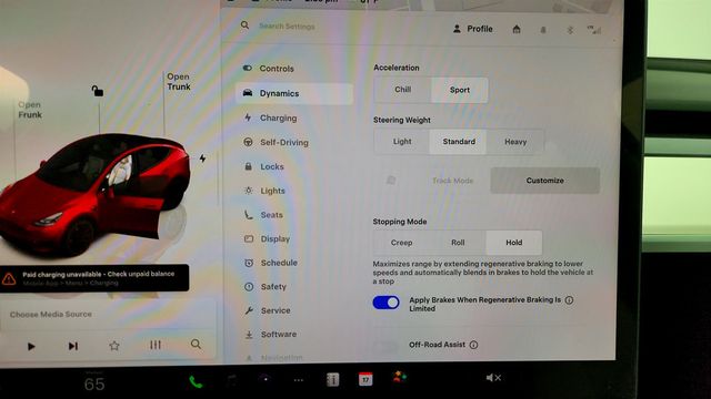 2022 Tesla Model Y Performance AWD w/ White & Black Premium Interior - 23014842 - 17