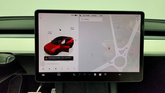 2022 Tesla Model Y Performance AWD w/ White & Black Premium Interior - 23014842 - 22