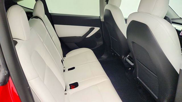 2022 Tesla Model Y Performance AWD w/ White & Black Premium Interior - 23014842 - 27