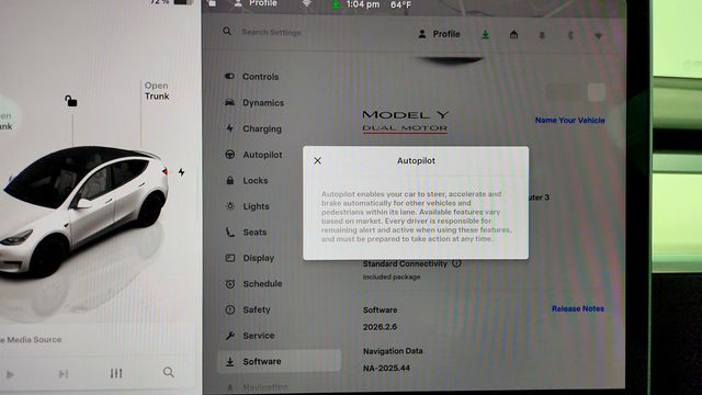 2022 Tesla Model Y Performance AWD w/ White & Black Premium Interior - 23017606 - 15