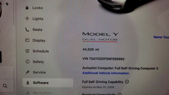 2022 Tesla Model Y Performance AWD w/ White & Black Premium Interior - 23029887 - 13