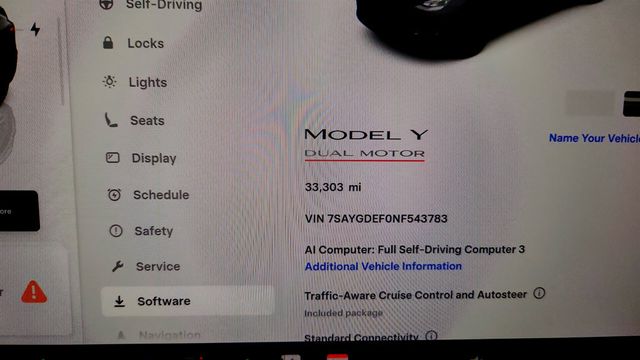 2022 Tesla Model Y Performance AWD w/ White & Black Premium Interior - 23050998 - 13