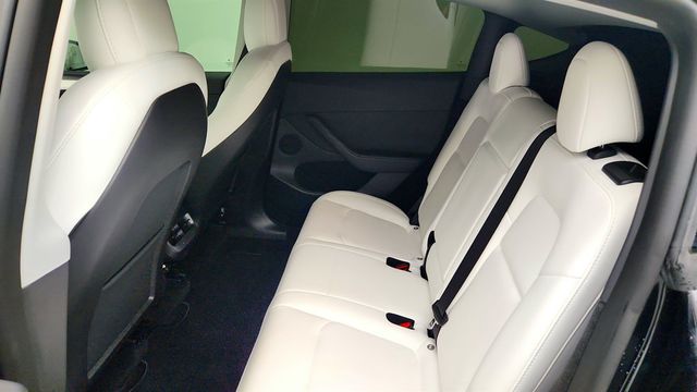 2022 Tesla Model Y Performance AWD w/ White & Black Premium Interior - 23050998 - 23