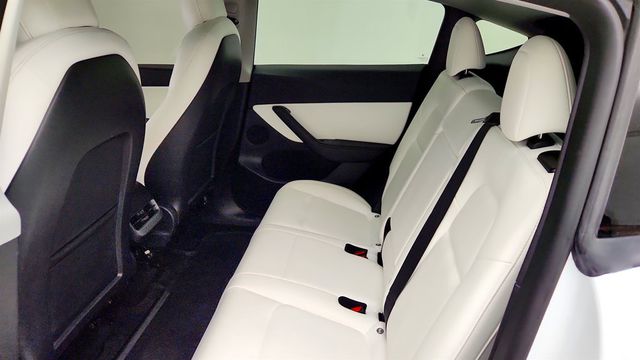 2022 Tesla Model Y Performance AWD w/ White & Black Premium Interior - 23079121 - 24