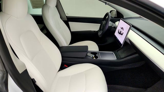 2022 Tesla Model Y Performance AWD w/ White & Black Premium Interior - 23079121 - 27