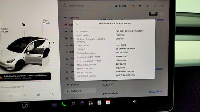 2022 Tesla Model Y Performance AWD w/ White & Black Premium Interior - 23080943 - 14