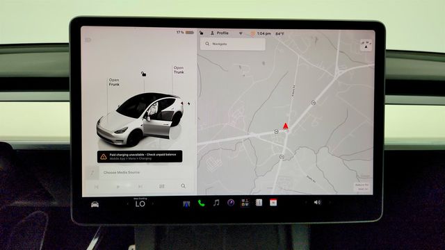 2022 Tesla Model Y Performance AWD w/ White & Black Premium Interior - 23080943 - 22