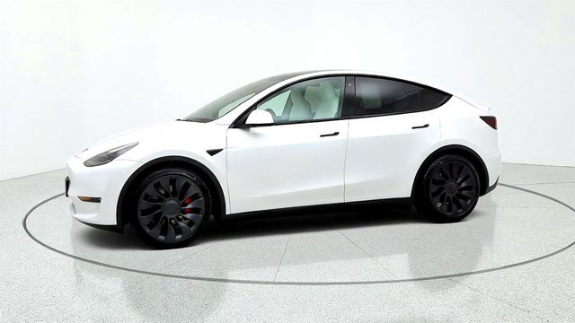 2022 Tesla Model Y Performance AWD w/ White & Black Premium Interior - 23080943 - 7