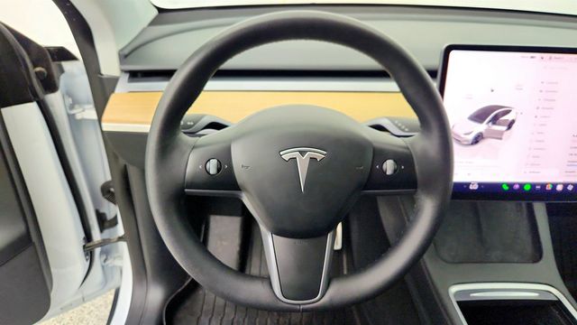 2022 Tesla Model Y Performance w/ 21'' Wheels, Sport-Tuned Suspension & AWD - 22996267 - 12