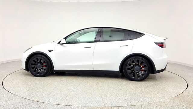 2022 Tesla Model Y Performance w/ 21'' Wheels, Sport-Tuned Suspension & AWD - 22996267 - 7