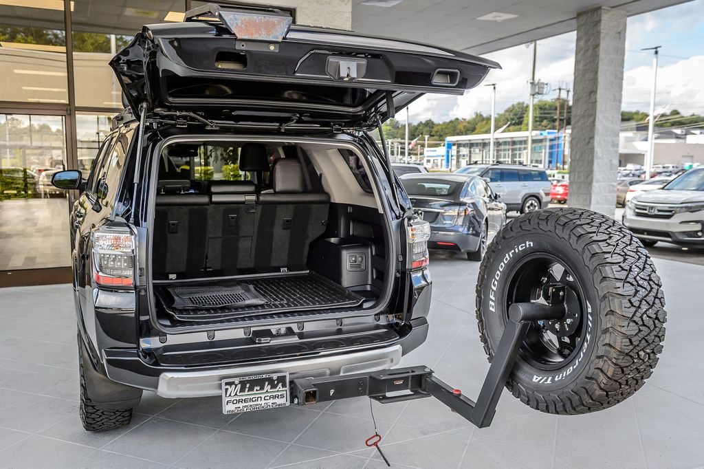 2022 Toyota 4Runner 4RUNNER TRD OFF ROAD PREMIUM 4WD BLACK ON BLACK LOTS OF UPGRADES - 23085591 - 12