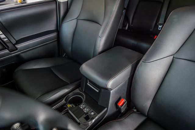 2022 Toyota 4Runner 4RUNNER TRD OFF ROAD PREMIUM 4WD BLACK ON BLACK LOTS OF UPGRADES - 23085591 - 34