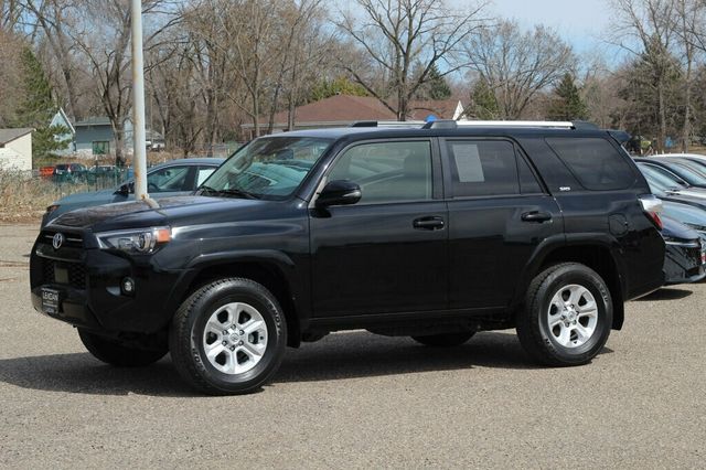 2022 Toyota 4Runner ONE OWNER AWD PREMIUM PLUS PKG, LEATHER, 3RD ROW SEAT, MOONROOF - 22962970 - 17