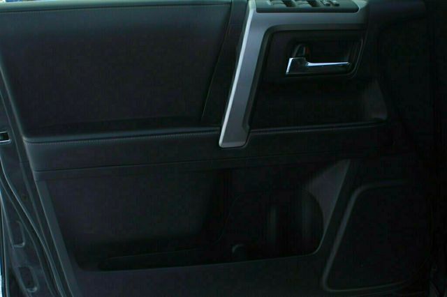 2022 Toyota 4Runner ONE OWNER AWD PREMIUM PLUS PKG, LEATHER, 3RD ROW SEAT, MOONROOF - 22962970 - 20