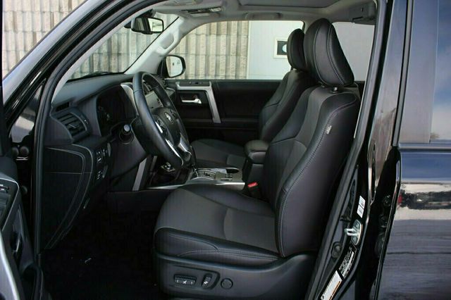 2022 Toyota 4Runner ONE OWNER AWD PREMIUM PLUS PKG, LEATHER, 3RD ROW SEAT, MOONROOF - 22962970 - 23