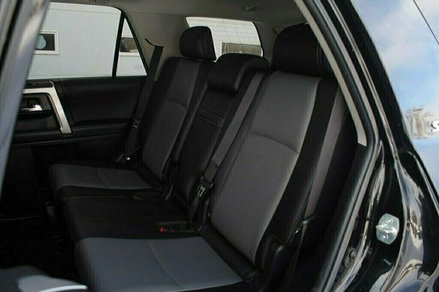 2022 Toyota 4Runner ONE OWNER AWD PREMIUM PLUS PKG, LEATHER, 3RD ROW SEAT, MOONROOF - 22962970 - 28