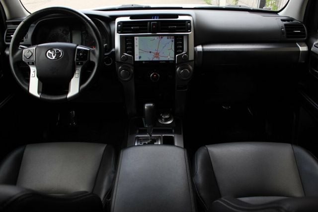 2022 Toyota 4Runner ONE OWNER SR5 PREMIUM W/ TRD BLACK WHEELS, & 3RD ROW SEATING - 23070865 - 12