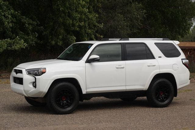 2022 Toyota 4Runner ONE OWNER SR5 PREMIUM W/ TRD BLACK WHEELS, & 3RD ROW SEATING - 23070865 - 16