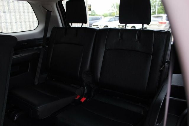 2022 Toyota 4Runner ONE OWNER SR5 PREMIUM W/ TRD BLACK WHEELS, & 3RD ROW SEATING - 23070865 - 28