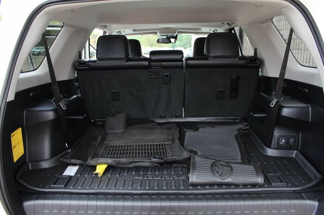 2022 Toyota 4Runner ONE OWNER SR5 PREMIUM W/ TRD BLACK WHEELS, & 3RD ROW SEATING - 23070865 - 33