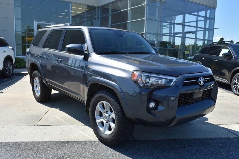2022 Toyota 4Runner SR5 2WD photo 10