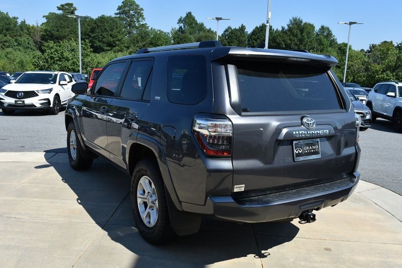 2022 Toyota 4Runner SR5 2WD photo 14