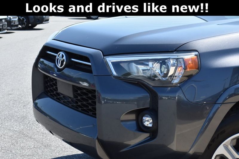 2022 Toyota 4Runner SR5 2WD photo 2