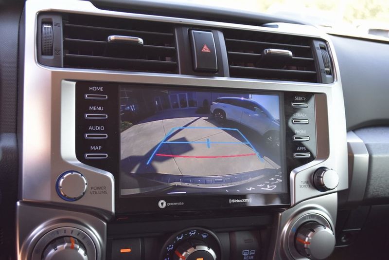 2022 Toyota 4Runner SR5 2WD photo 21