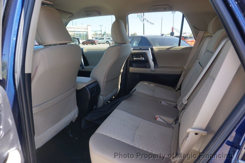 2022 Toyota 4Runner SR5 4WD - 22933350 - 9