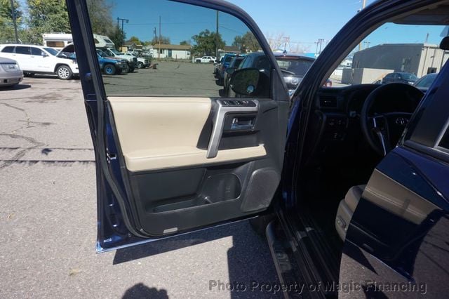 2022 Toyota 4Runner SR5 4WD - 22933350 - 5