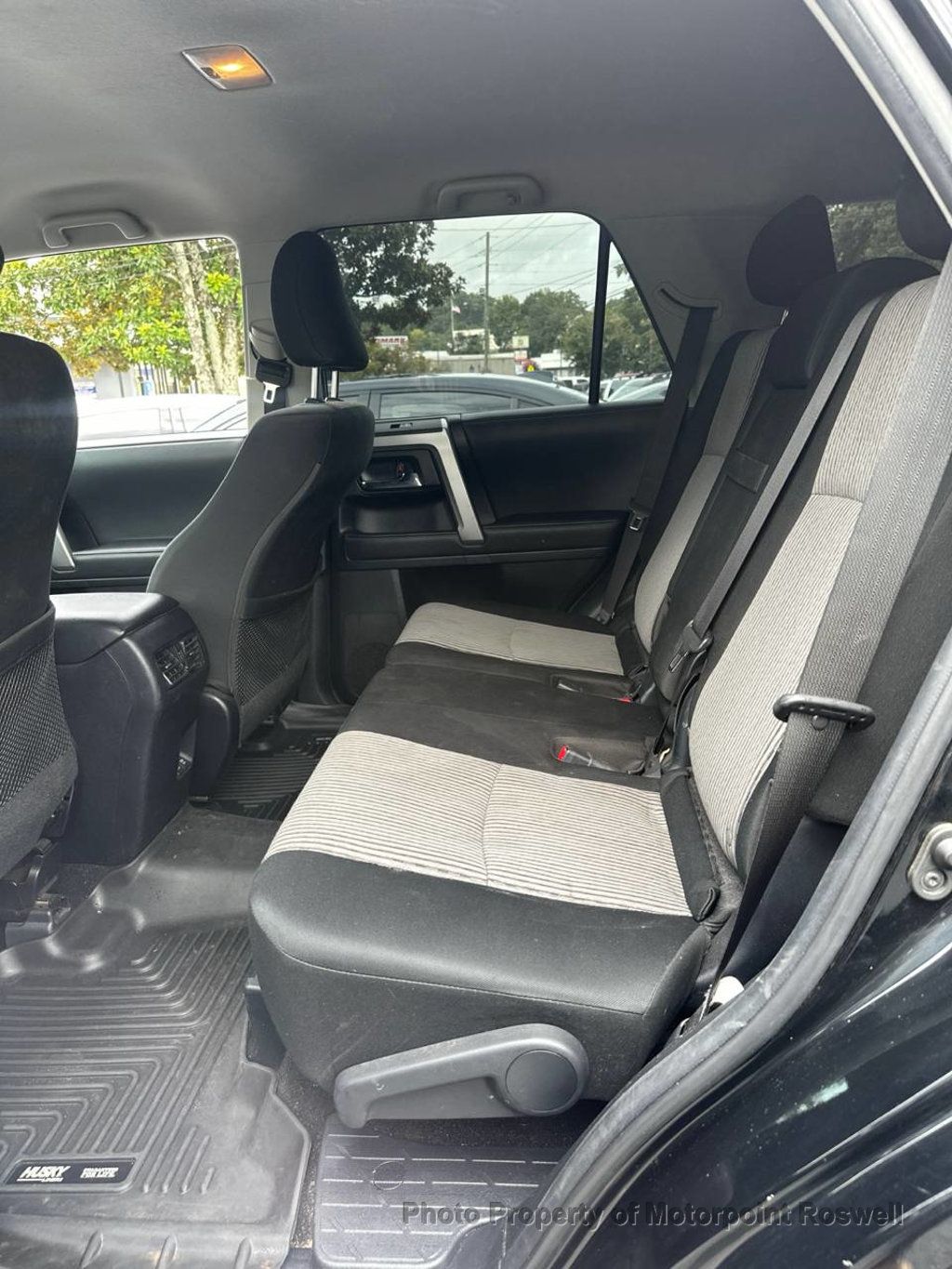 2022 Toyota 4Runner SR5 4WD photo 2
