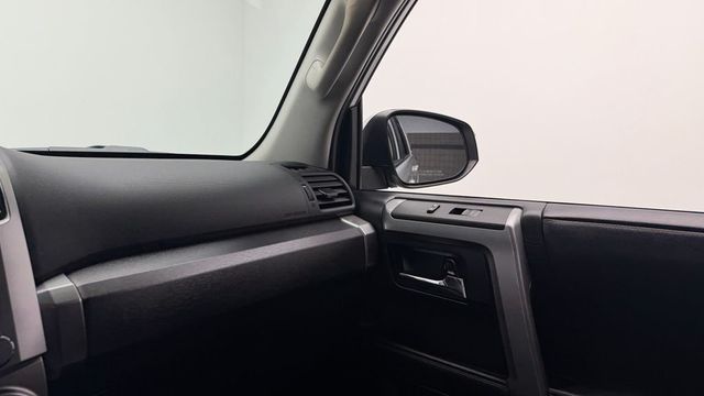 2022 Toyota 4Runner SR5 4WD - 23037067 - 25