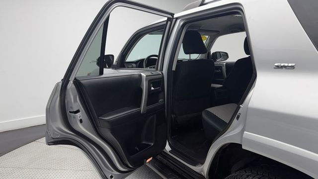 2022 Toyota 4Runner SR5 4WD - 23037067 - 32