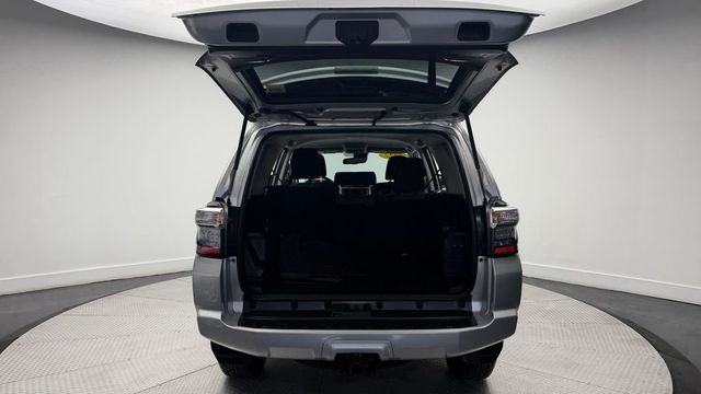 2022 Toyota 4Runner SR5 4WD - 23037067 - 35