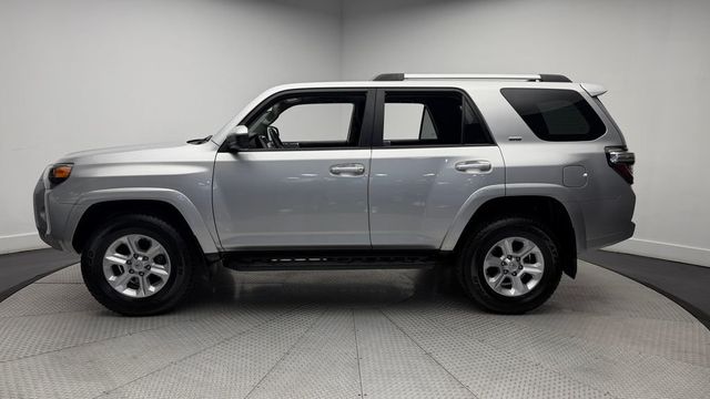 2022 Toyota 4Runner SR5 4WD - 23037067 - 3