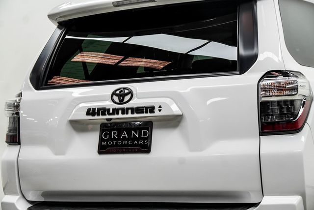 2022 Toyota 4Runner SR5 Premium 2WD - 22980855 - 12