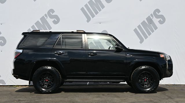 2022 Toyota 4Runner SR5 Premium 4WD - 22993112 - 3