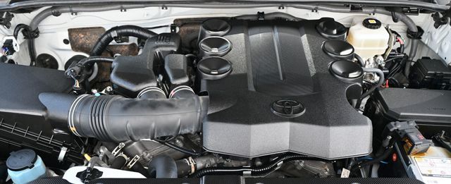 2022 Toyota 4Runner SR5 Premium 4WD - 22993659 - 17