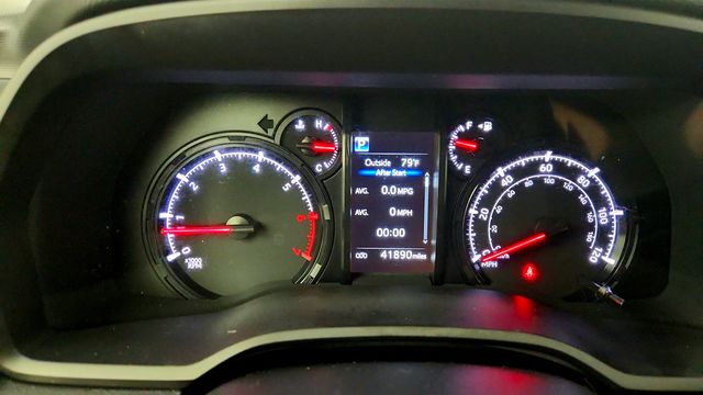 2022 Toyota 4Runner Trail Special Edition 4WD - 23014786 - 13