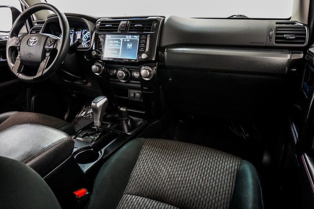 2022 Toyota 4Runner TRD Off-Road photo 22