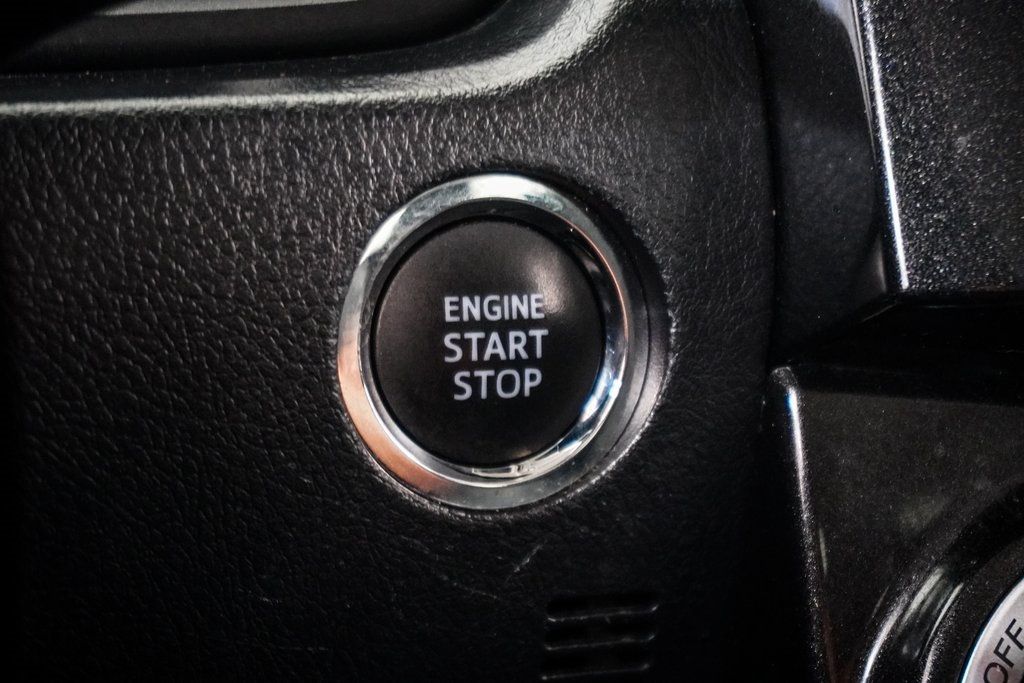 2022 Toyota 4Runner TRD Off-Road photo 29