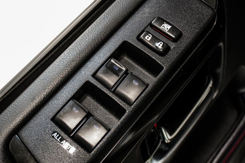 2022 Toyota 4Runner TRD Off-Road photo 32