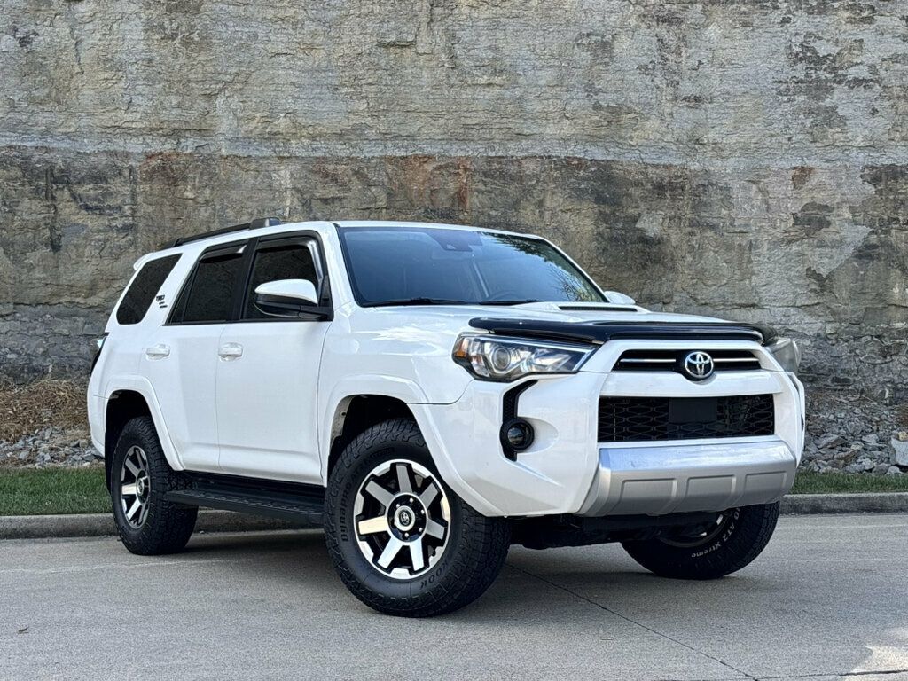 Toyota 4Runner photo 2