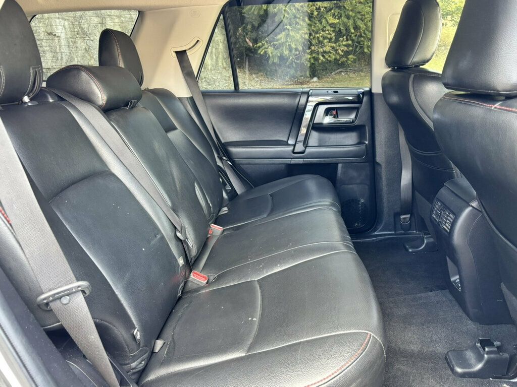 Toyota 4Runner photo 20