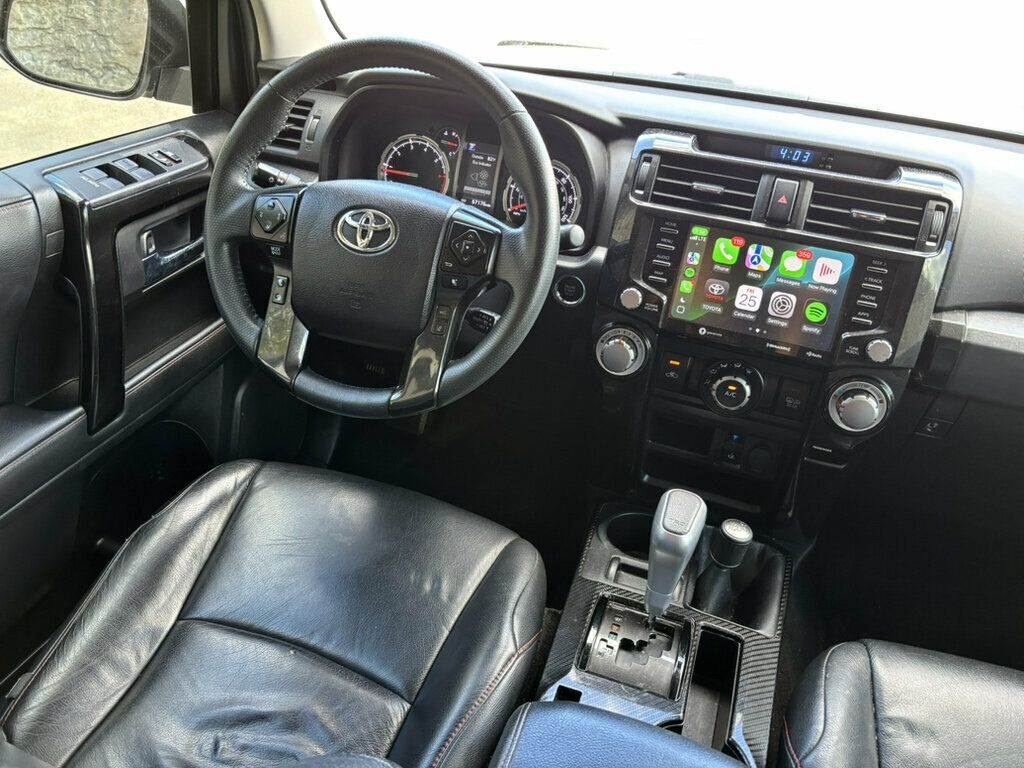 Toyota 4Runner photo 23