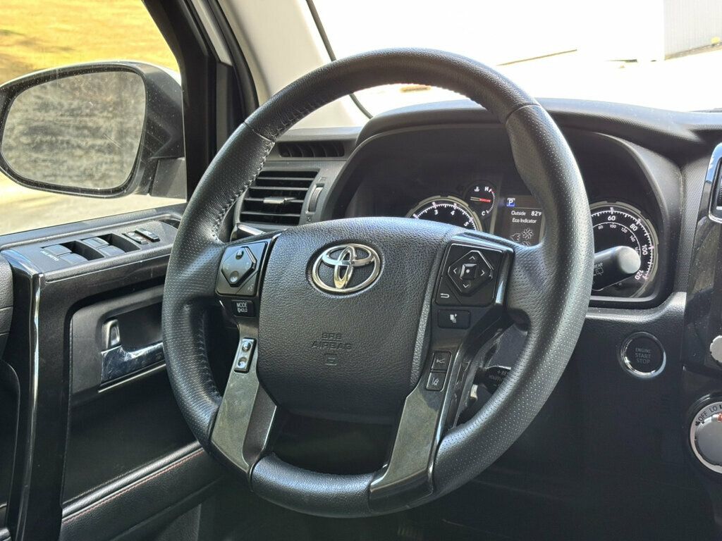 Toyota 4Runner photo 24